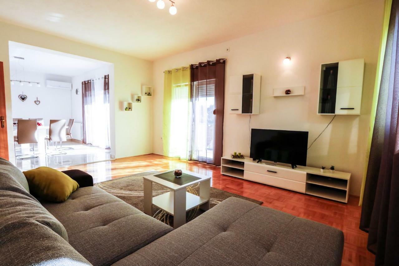 זאדאר Apartment Iva מראה חיצוני תמונה