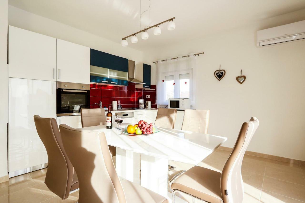 זאדאר Apartment Iva מראה חיצוני תמונה