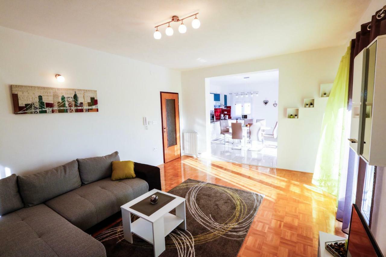 זאדאר Apartment Iva מראה חיצוני תמונה